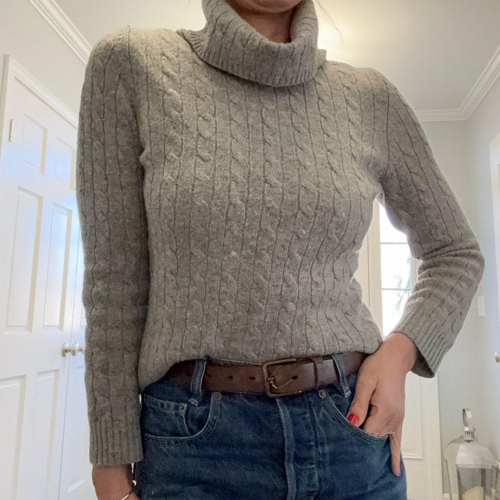 Anne Taylor Wool Cashmere Blend Cable knit Turtleneck Sweater